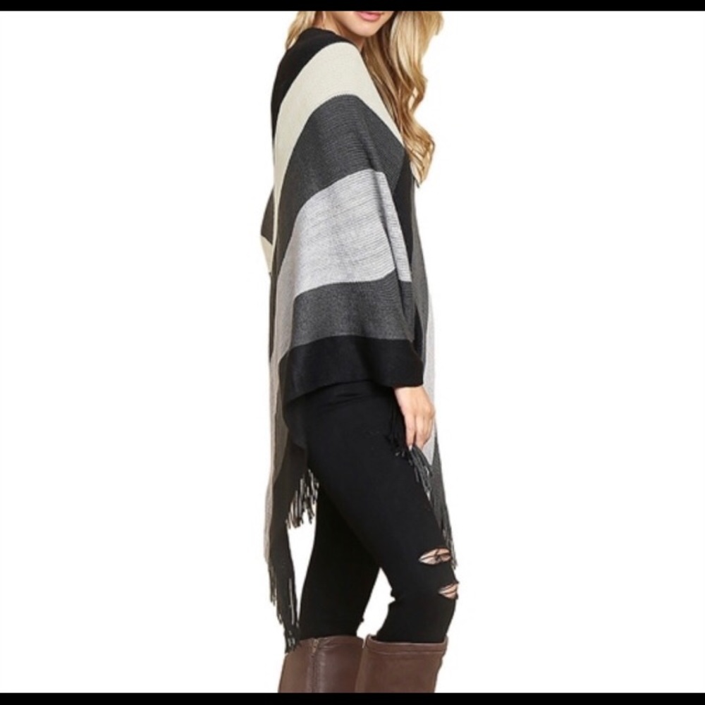 🎁 striped poncho - Picture 3 of 5